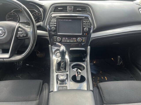 2017 Nissan Maxima