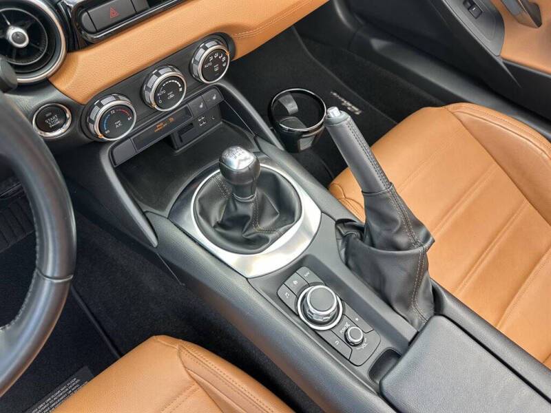 2018 FIAT 124 Spider Lusso