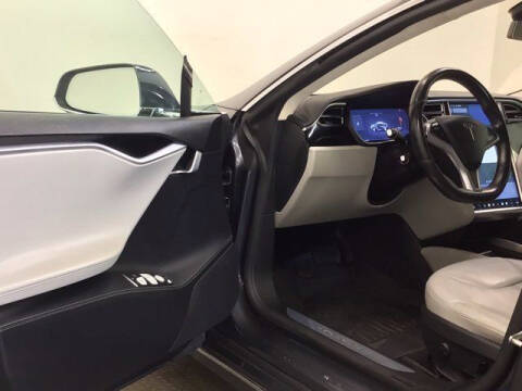 2015 Tesla Model S 70