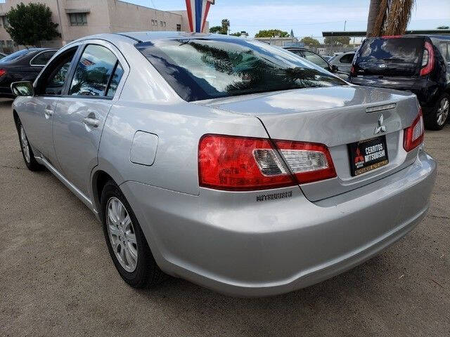 2012 Mitsubishi Galant FE