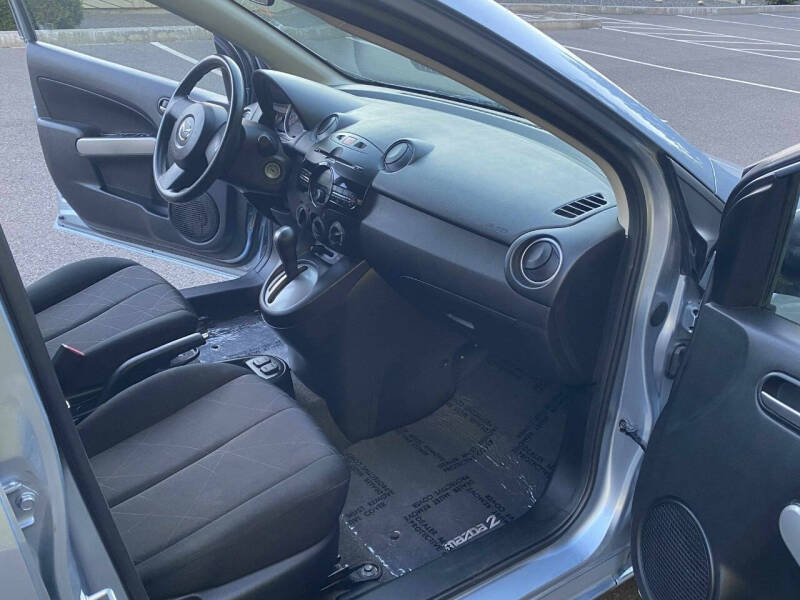 2013 Mazda MAZDA2 Sport