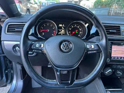 2016 Volkswagen Jetta 1.8T Sport