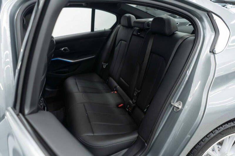 2024 BMW 3 Series 330e xDrive