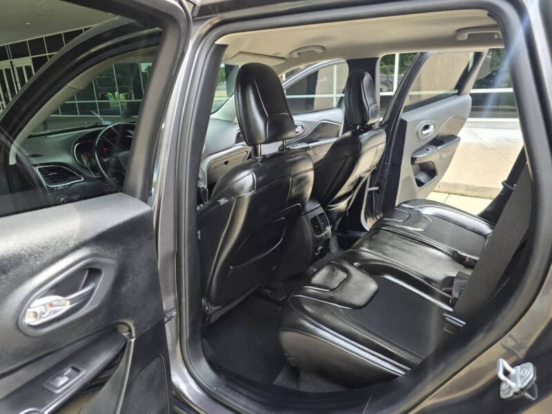 2019 Jeep Cherokee Altitude