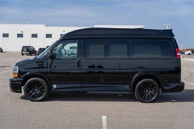 2021 Chevrolet Express 2500