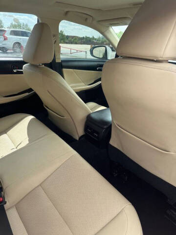 2015 Lexus IS 250