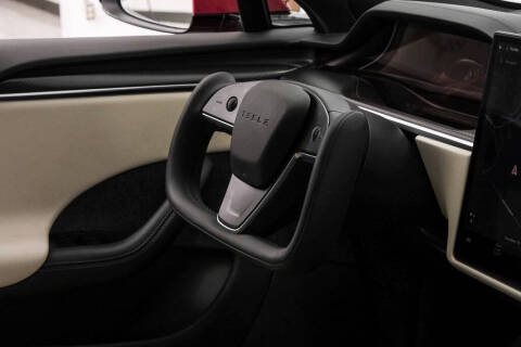 2021 Tesla Model S Plaid