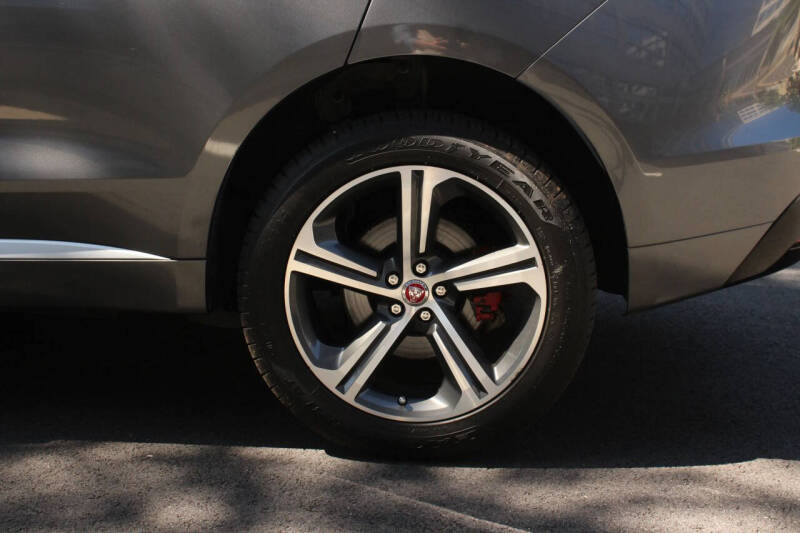 2017 Jaguar F-PACE S