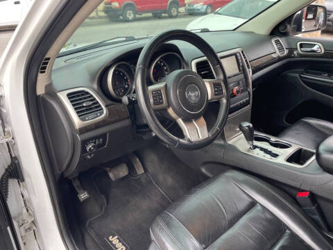 2013 Jeep Grand Cherokee Laredo