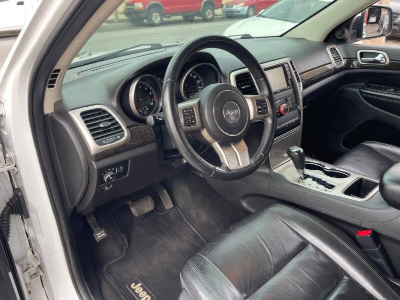 2013 Jeep Grand Cherokee Laredo