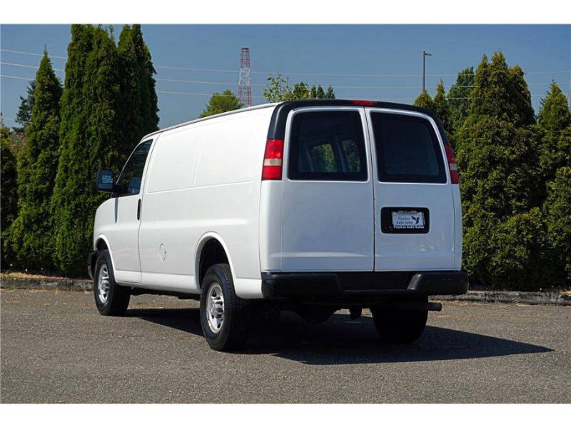 2015 Chevrolet Express 2500