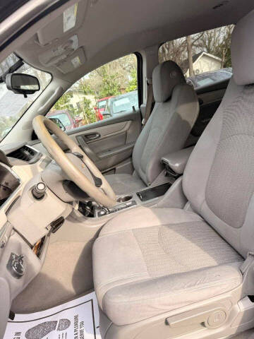 2013 Chevrolet Traverse LS