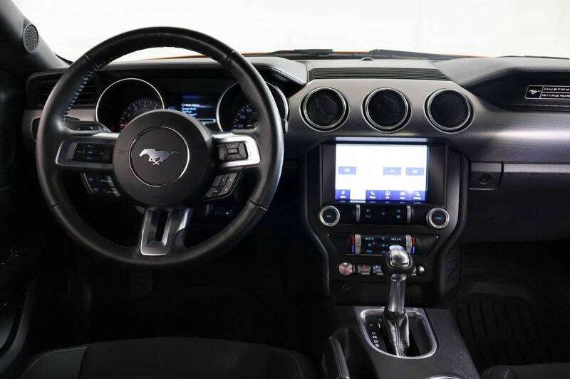 2020 Ford Mustang EcoBoost