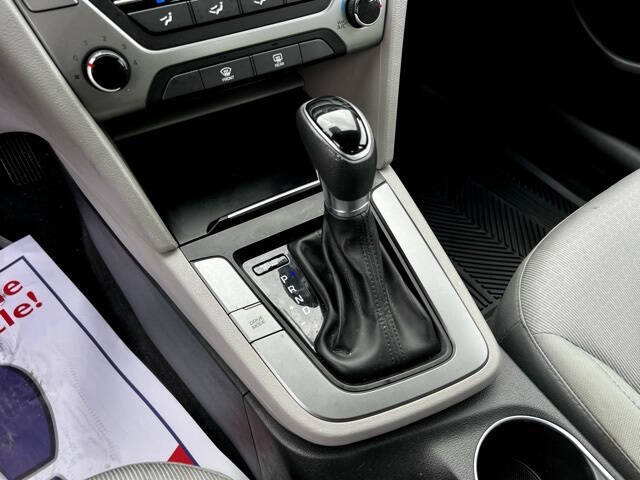 2017 Hyundai Elantra