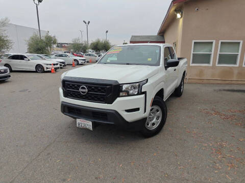 2023 Nissan Frontier S