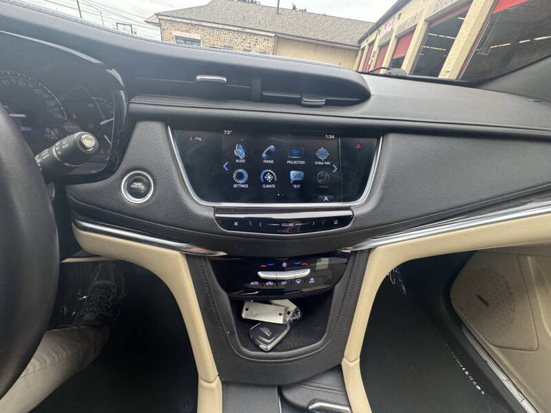 2018 Cadillac XT5