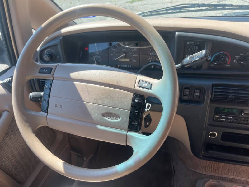 1997 Ford Aerostar XLT