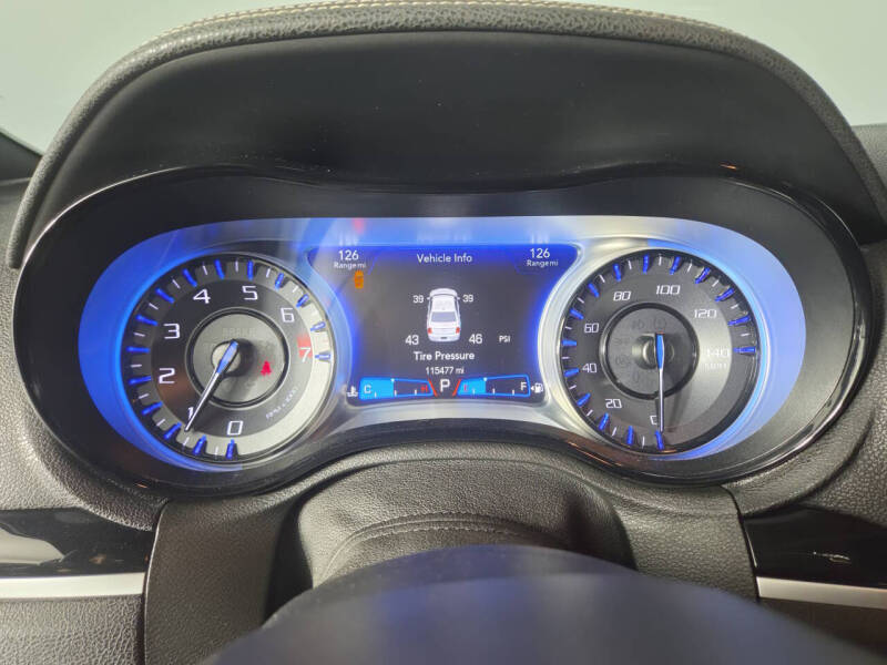 2019 Chrysler 300 S