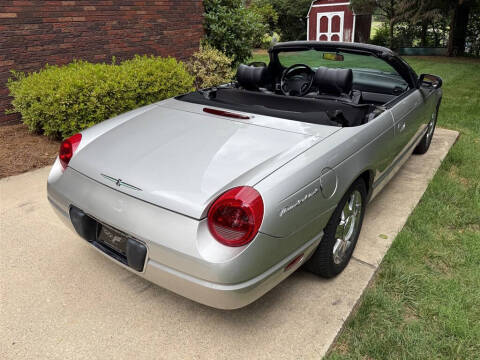 2005 Ford Thunderbird Deluxe