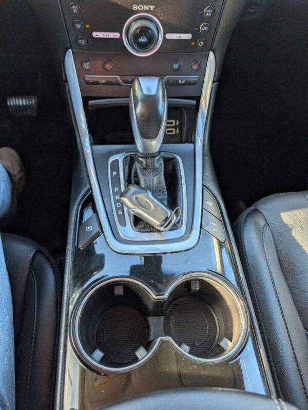 2016 Ford Edge Titanium