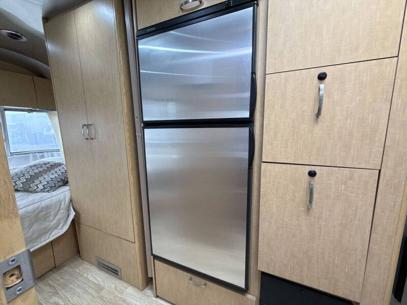 2016 Airstream Flying Cloud