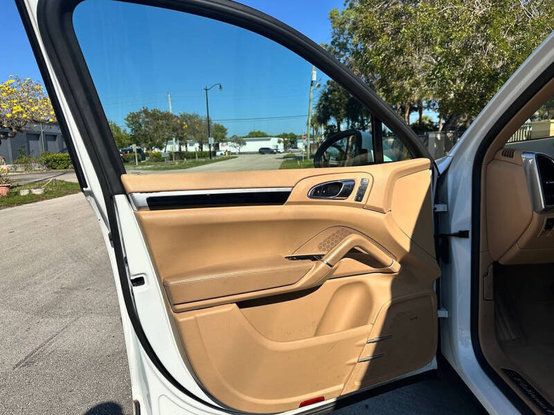 2014 Porsche Cayenne Diesel