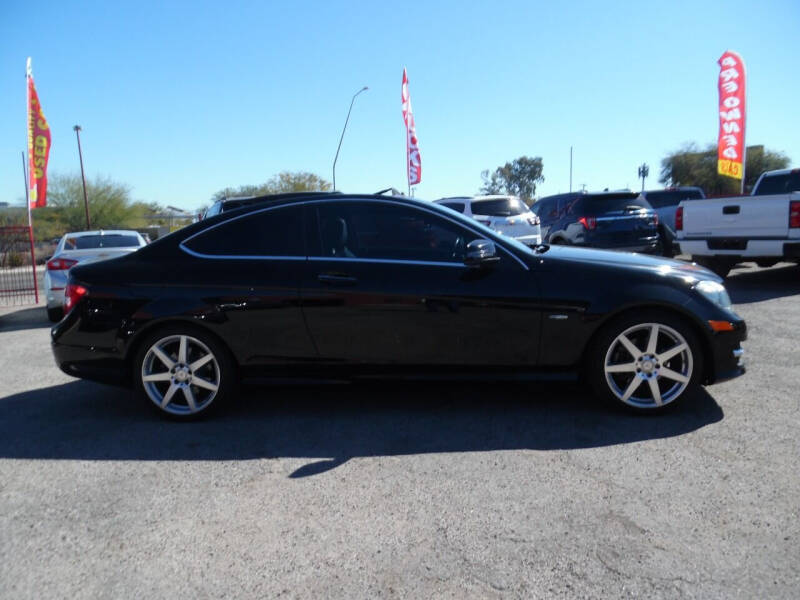 2012 Mercedes-Benz C-Class C250 Sport photo 16