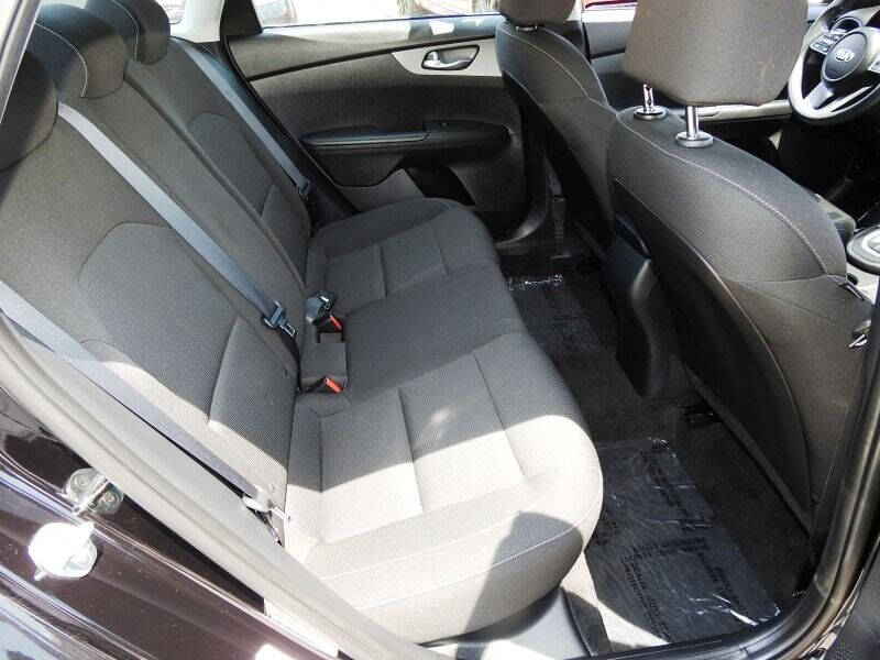 2021 KIA Forte Sedan - $15,900