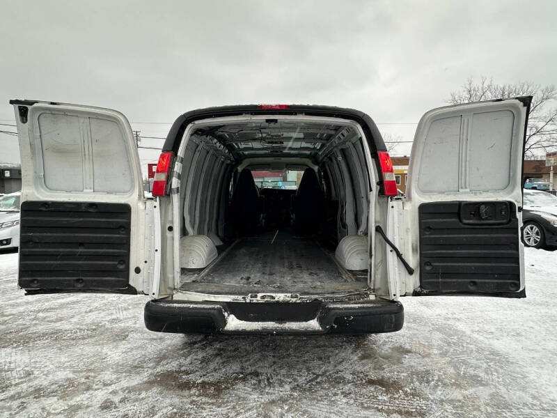 2016 Chevrolet Express 2500