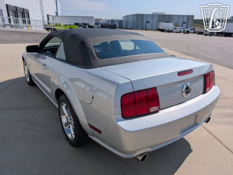 2005 Ford Mustang
