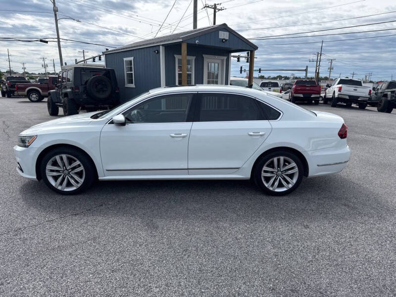 2017 Volkswagen Passat V6 SE