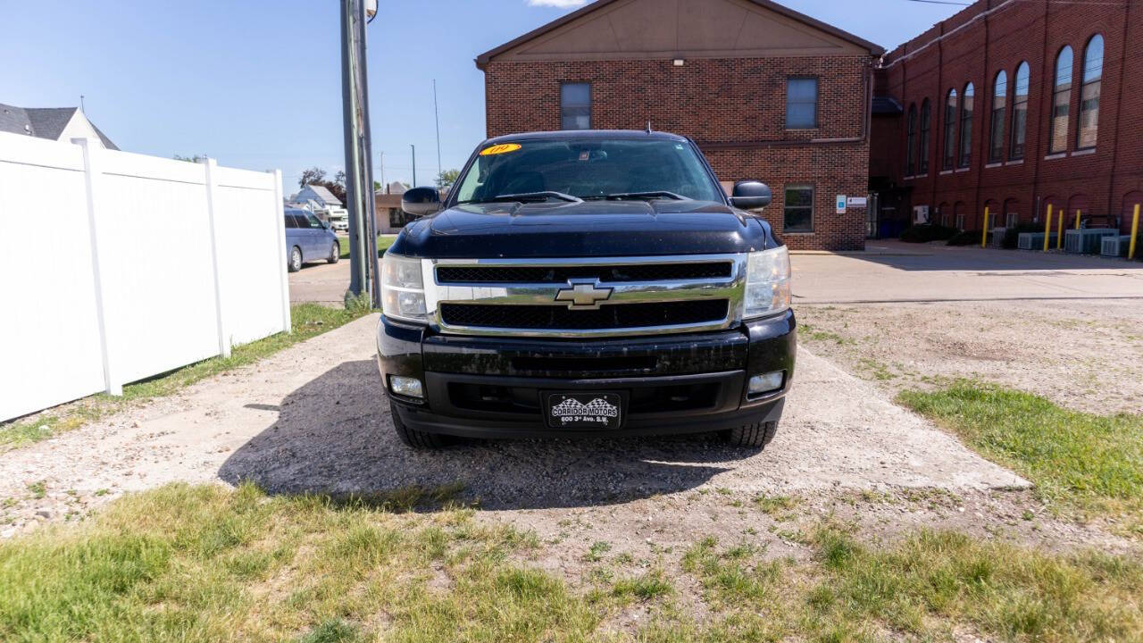 Black 2009 Chevrolet Silverado 1500 LTZ 4x4 LTZ 4dr Crew Cab 5.8 ft SB 2