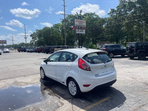 2014 Ford Fiesta S