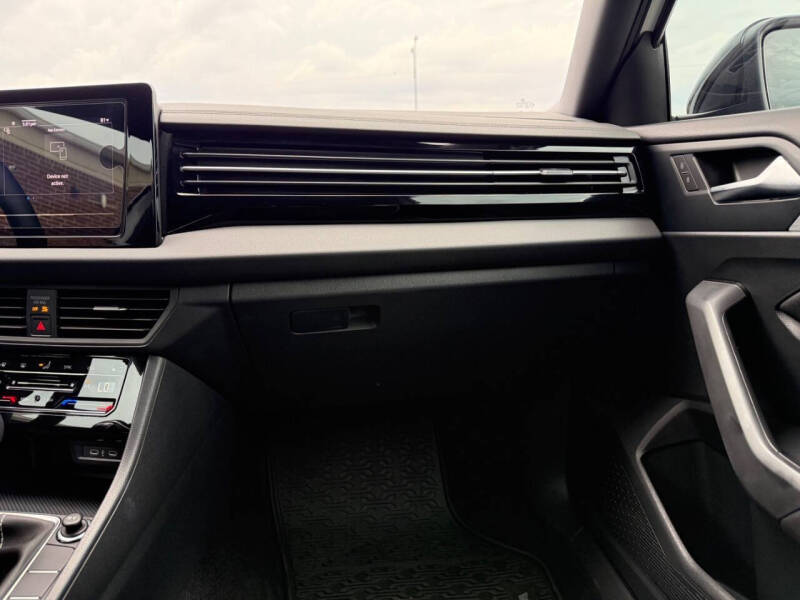 2025 Volkswagen Jetta Sport