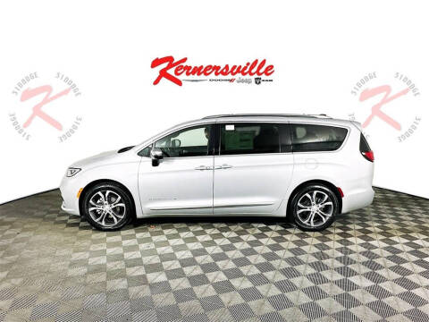 2026 Chrysler Pacifica Pinnacle