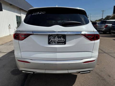 2022 Buick Enclave Essence