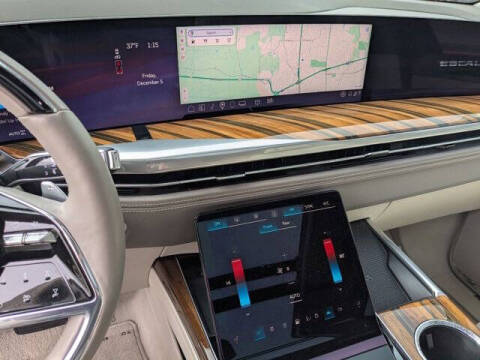 2025 Cadillac Escalade Sport Platinum