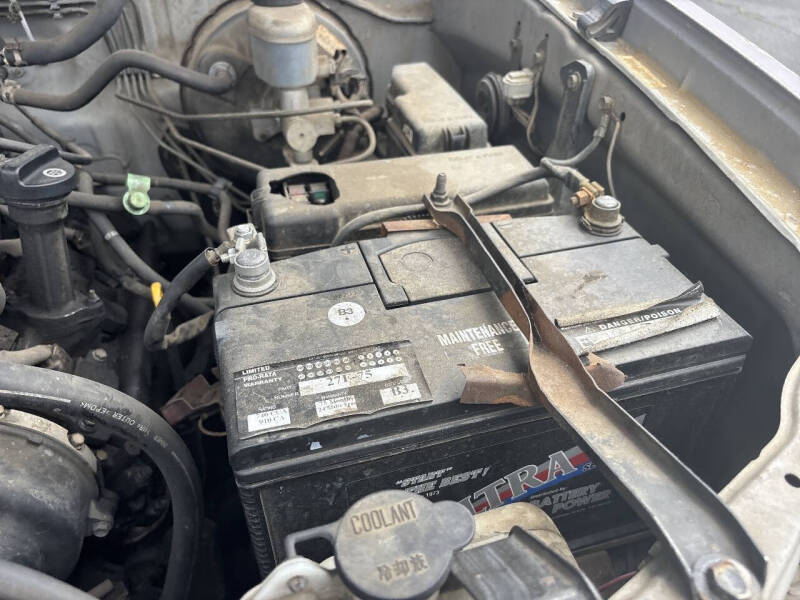 2002 Toyota Sequoia SR5