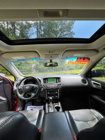 2020 Nissan Pathfinder SL