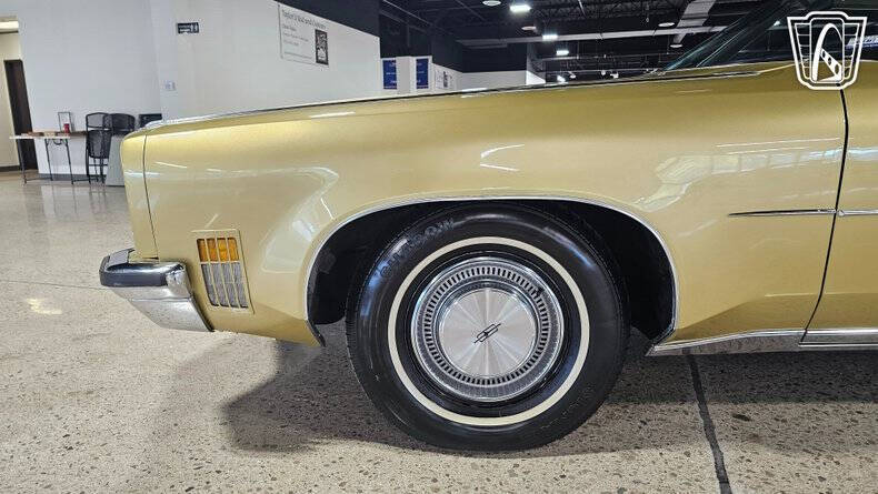 1972 Oldsmobile Ninety-Eight