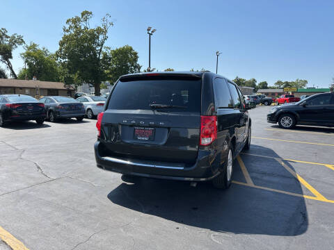 2012 Dodge Grand Caravan Crew
