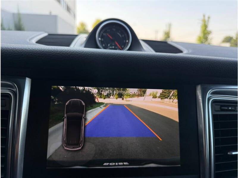 2017 Porsche Macan S