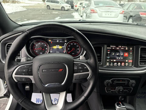 2016 Dodge Charger SXT