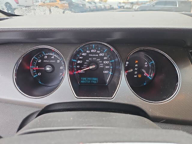 2011 Ford Taurus SEL