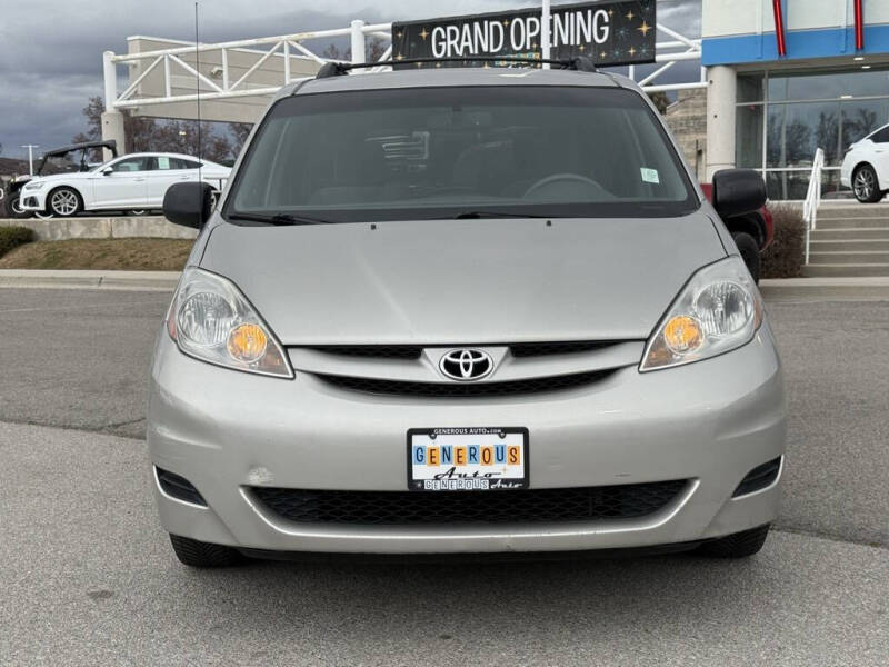2007 Toyota Sienna LE 7-Passenger