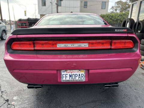 2010 Dodge Challenger SRT8