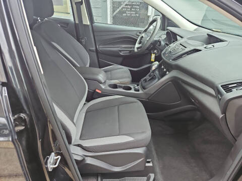 2014 Ford Escape S