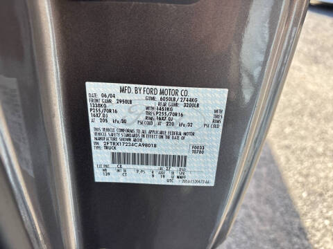 2004 Ford F-150 Heritage XL
