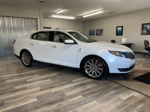 2014 Lincoln MKS for sale at FAIRLANE CAR CO. in Parma OH