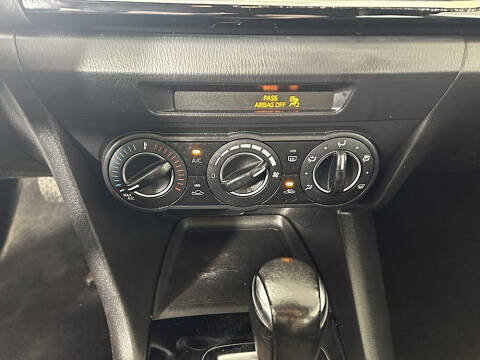 2015 Mazda MAZDA3 i Touring